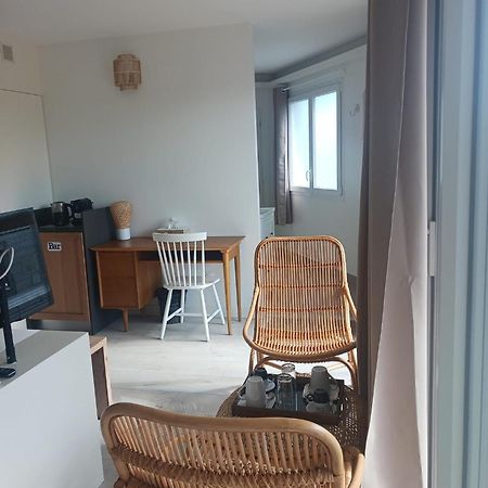 Aracari Hotel Villars-les-Dombes Buitenkant foto