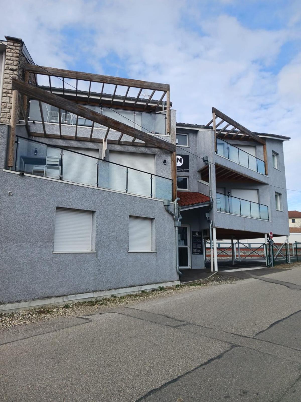 Aracari Hotel Villars-les-Dombes Buitenkant foto